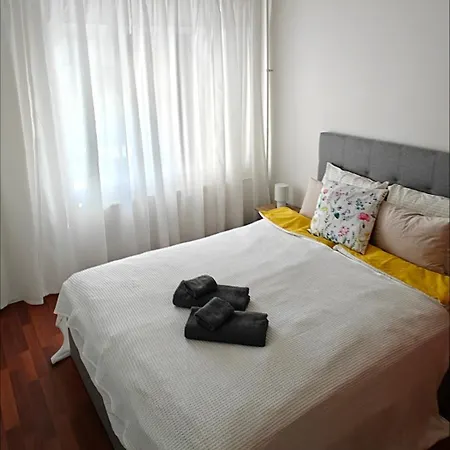 Mooni Apartment